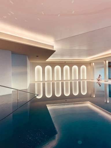 Palace de Menthon · Hôtel Spa proche Annecy · Valcena Paris