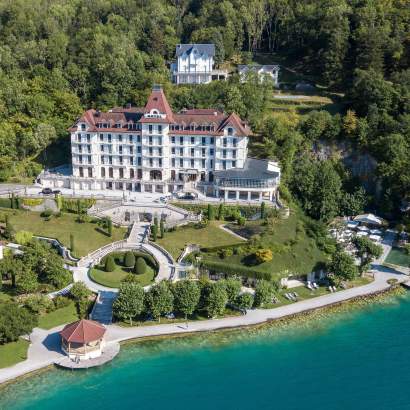 Palace de Menthon · Hôtel 5 étoiles Bord du Lac Annecy · Haute-Savoie