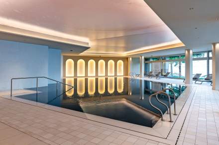 Palace de Menthon · Hôtel Spa proche Annecy · Valcena Paris